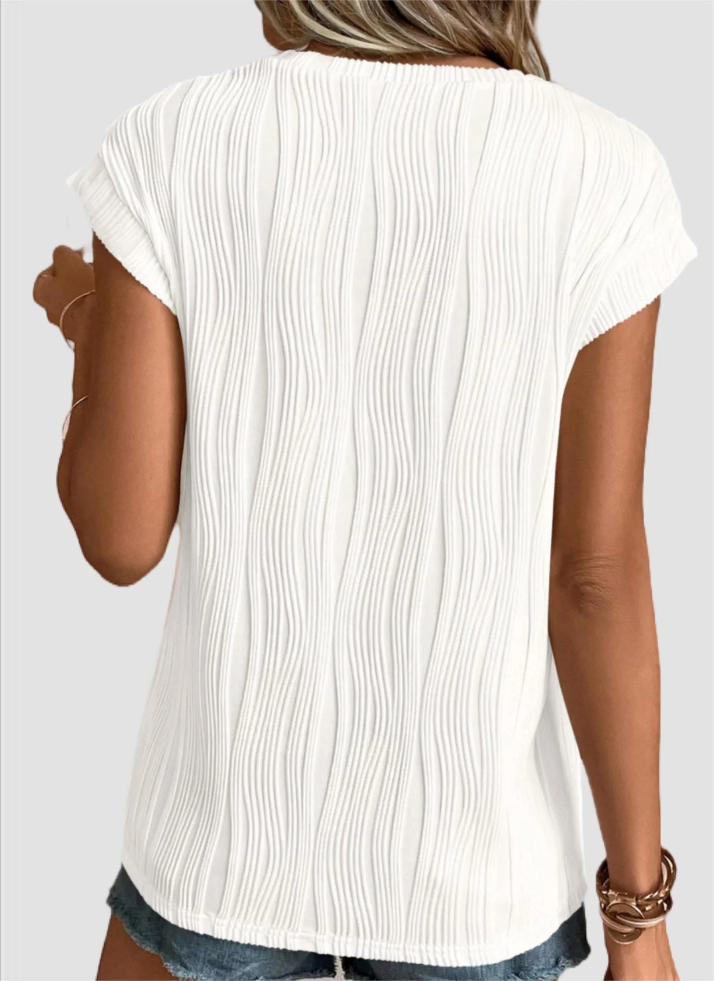 Elevate Your Summer Style with the Women's Casual Crewneck Short Sleeve Textured Blouse